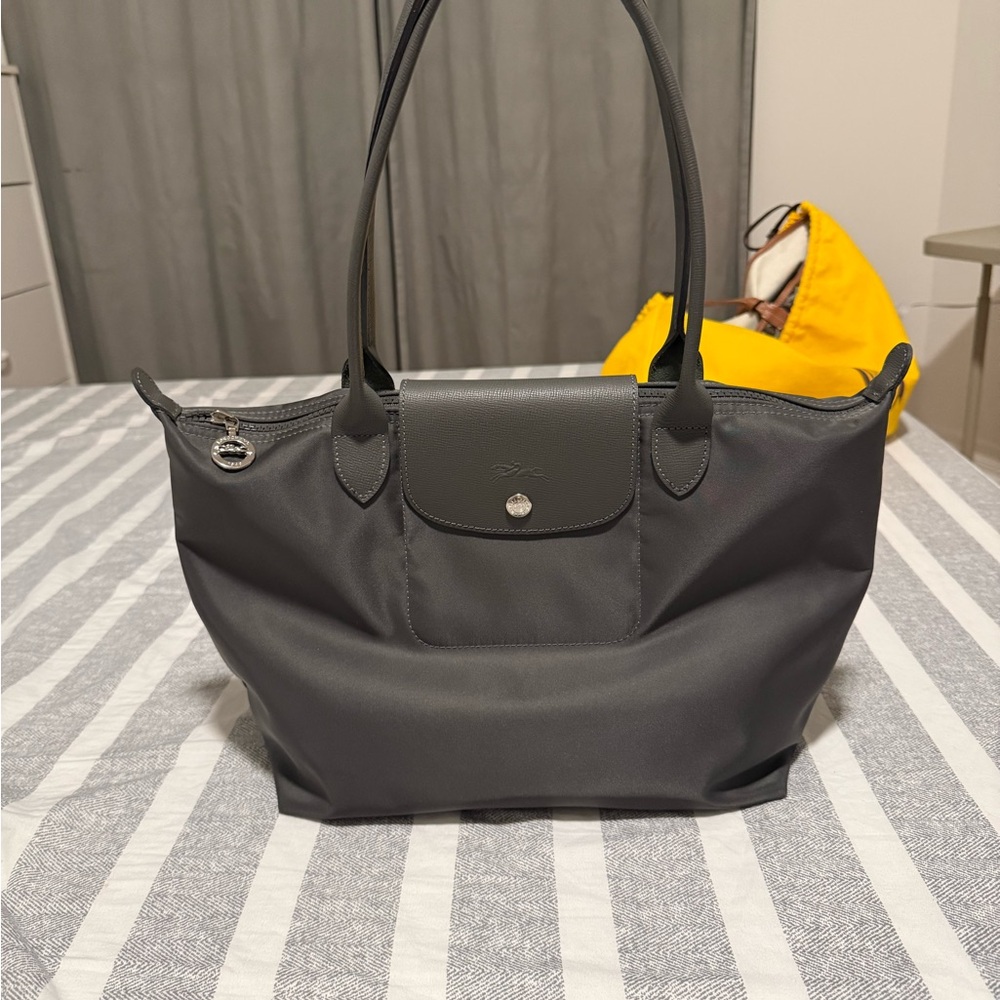 Longchamp Le pliage Neo medium long handle tote bag